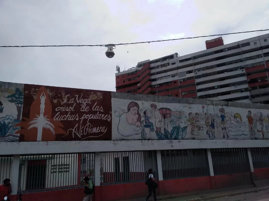 Mural que se encuentra en el sector Los Bloques de La Vega